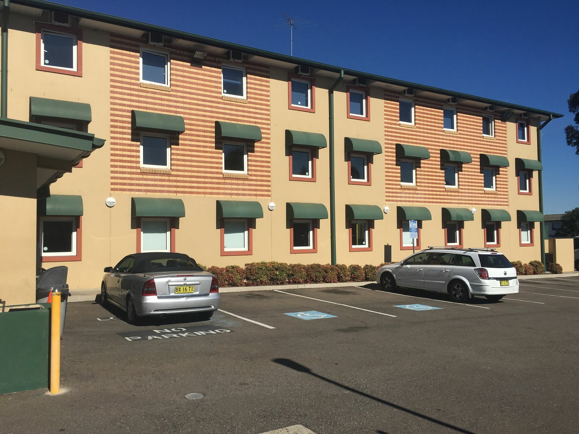Ibis Budget - Casula Liverpool Luaran gambar